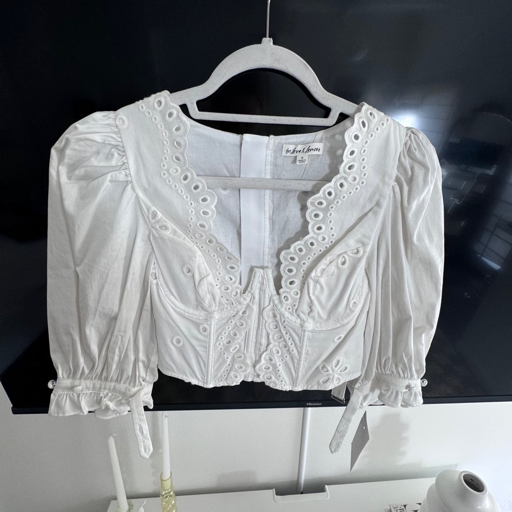 For love and lemons white top